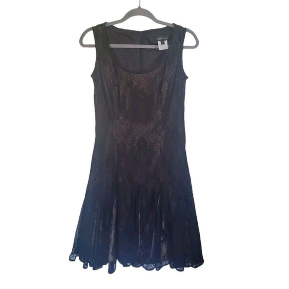 Tadashi Shoji Black Netted and Floral Lace Knee Length Gothic Dress, Size 6 - Picture 1 of 13